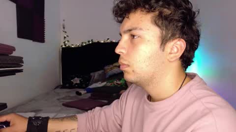 Snapshot of conor_taylor_ chatting on 11.18.25 conor_taylor_ online show from 11.18.25