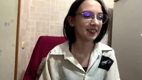 Snapshot of consuelamcelwaine chatting on 03.03.26 consuelamcelwaine online show from 03.03.26