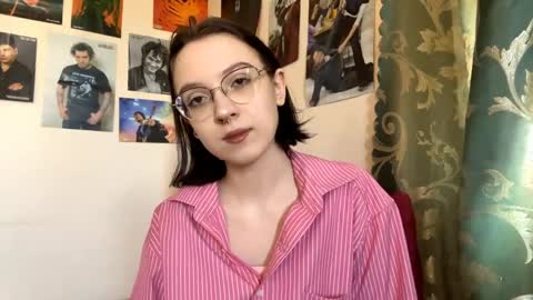 Snapshot of consuelamcelwaine chatting on 04.06.26 consuelamcelwaine online show from 04.06.26