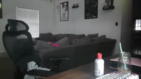 Snapshot of controllercutie chatting on 10.02.25 controllercutie online show from 10.02.25