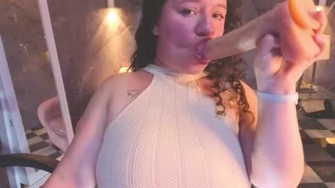 Snapshot of cony_curly_b chatting on 06.17.26 Online 2200 - 0600 online show from 06.17.26