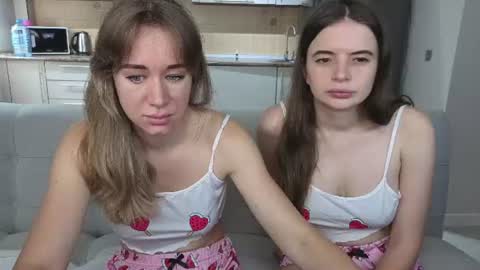 Snapshot of cookies_duo chatting on 07.08.26 Alice untill 16 th February online show from 07.08.26