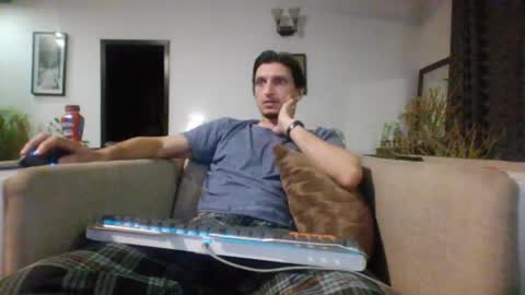 Cool2Buddies online show from 04.24.26