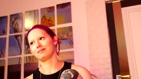 Snapshot of coolteacher chatting on 06.16.26 Ginger The Cringer online show from 06.16.26