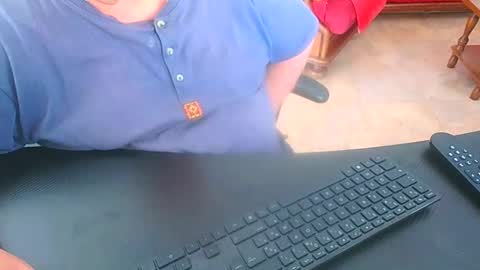 Snapshot of coquin375 chatting on 12.18.25 coquin375 online show from 12.18.25