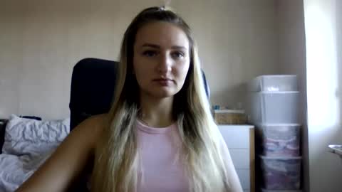 cora_fora online show from 09.21.25