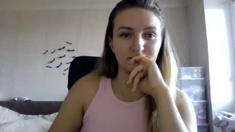 cora_fora online show from 11.05.25