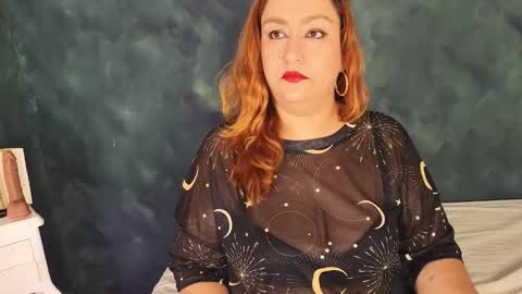 Snapshot of coraall_ chatting on 11.04.25 Corall online show from 11.04.25