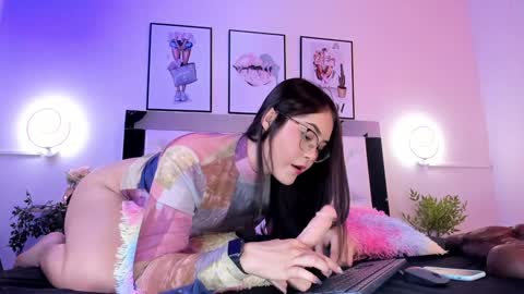 Cora  online show from 01.31.25