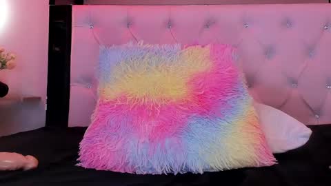 Cora  online show from 02.28.25