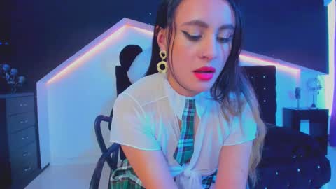 Coral  online show from 03.10.25