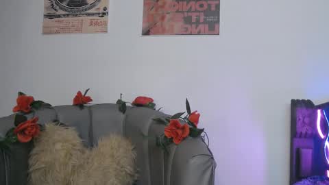 Snapshot of coraliebronson chatting on 02.14.26 Coralie Bronson online show from 02.14.26