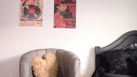 Snapshot of coraliebronson chatting on 04.14.26 Coralie Bronson online show from 04.14.26