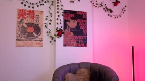 Snapshot of coraliebronson chatting on 06.30.26 Coralie Bronson online show from 06.30.26