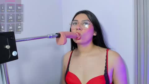 coraline hot18 online show from 02.19.25