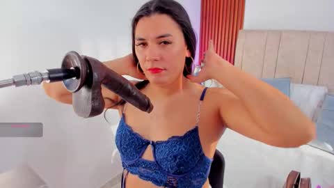 coraline hot18 online show from 09.11.25