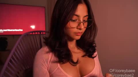 Snapshot of coreybae chatting on 10.07.25 coreybae online show from 10.07.25