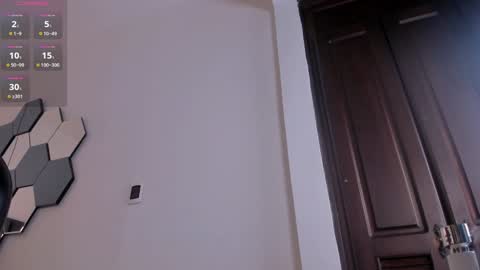 Corinne Russo online show from 12.24.24