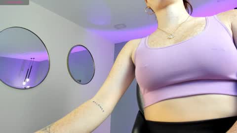 Corinne Russo online show from 10.06.25