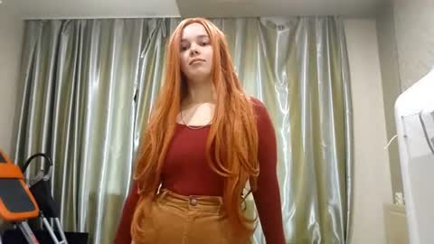 Snapshot of corneliachand chatting on 06.10.26 Ariadna online show from 06.10.26