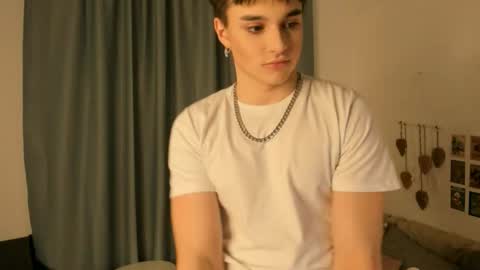 Snapshot of cosmicflirt chatting on 02.27.26 Henry online show from 02.27.26