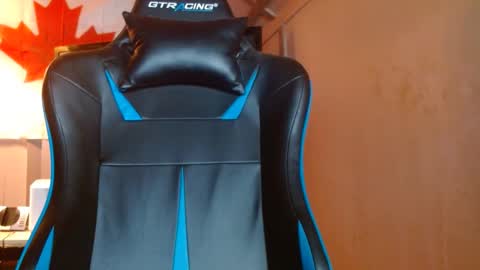 Snapshot of cosmicjones88 chatting on 12.02.24 cosmicjones88 online show from 12.02.24