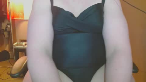 Snapshot of cosmicjones88 chatting on 02.08.25 cosmicjones88 online show from 02.08.25