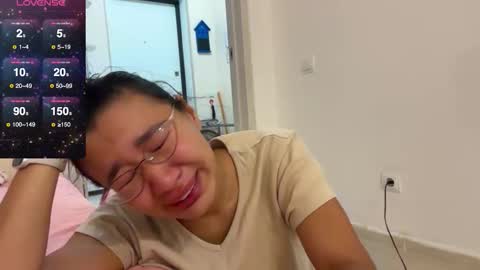 Snapshot of cosmo_pussy chatting on 10.11.25 Lina online show from 10.11.25