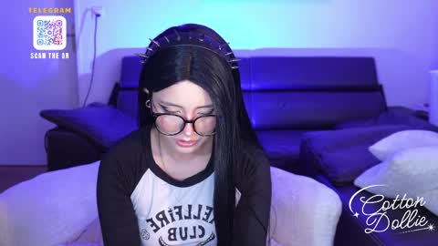 Snapshot of cotton_dollie chatting on 05.28.26 Dollie online show from 05.28.26