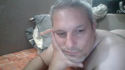 Snapshot of couffi chatting on 06.18.26 couffi online show from 06.18.26