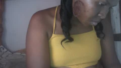 Snapshot of couleur_vanille chatting on 01.16.25 couleur_vanille online show from 01.16.25