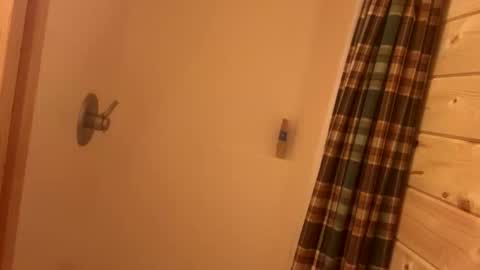 Snapshot of country_dixon chatting on 09.16.25 country dixon online show from 09.16.25