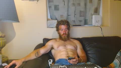 Snapshot of couplaloverz chatting on 09.30.25 Tony online show from 09.30.25