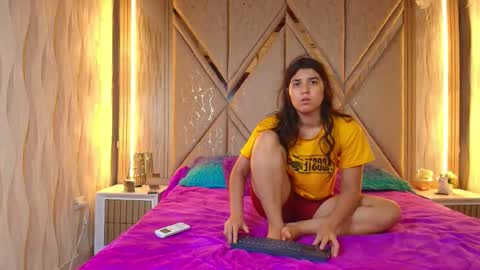 Ricardo  Isabella online show from 11.15.25