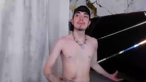 Snapshot of couple_in_heat_ chatting on 02.27.26 couple_in_heat_ online show from 02.27.26