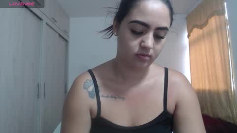  ALEJANDRO Y EMILY  online show from 10.08.25