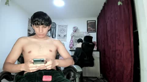 Snapshot of couple_sexxy7 chatting on 03.31.26 MIA LIZ AND SAM online show from 03.31.26