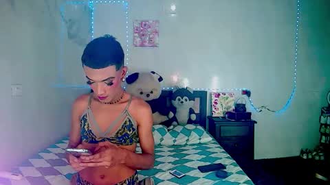 ALEXA  KIM online show from 10.28.25