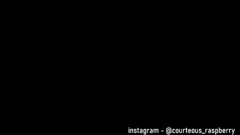 Snapshot of courteous_raspberrrry chatting on 09.23.25 Rose Roys my  online show from 09.23.25