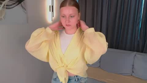 Snapshot of courtney_thomas chatting on 05.21.26 Sonya online show from 05.21.26
