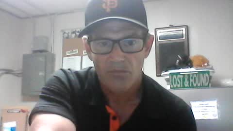 Snapshot of crackback927 chatting on 06.17.26 crackback927 online show from 06.17.26