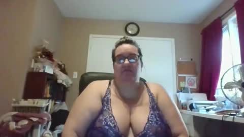 Snapshot of craftgirl2 chatting on 10.21.25 Craftgirl online show from 10.21.25