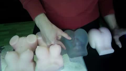 Snapshot of craker_699 chatting on 12.23.25 Craker online show from 12.23.25