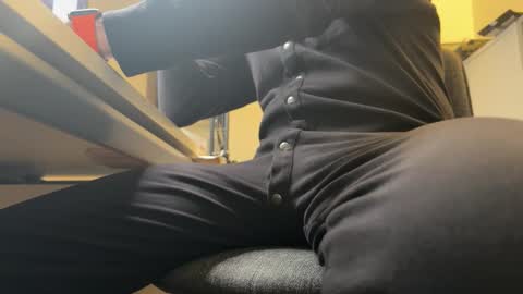 Snapshot of cranbb chatting on 10.09.25 CranBB online show from 10.09.25