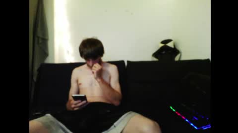 Snapshot of crankin_mahawg chatting on 05.20.26 crankin_mahawg online show from 05.20.26