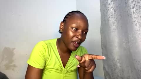 Snapshot of crave_meslowly chatting on 05.03.26 Taliee online show from 05.03.26
