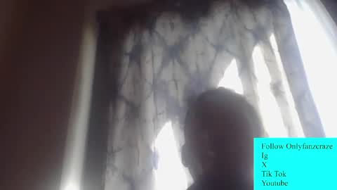 Snapshot of craze320084 chatting on 04.06.26 craze320084 online show from 04.06.26