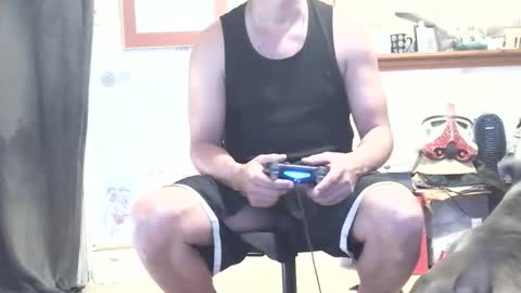 Snapshot of crazy4feetmanic chatting on 09.17.25 drbucknaked online show from 09.17.25