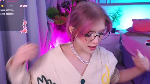 Snapshot of crazy__wine chatting on 01.09.25 Sonya online show from 01.09.25