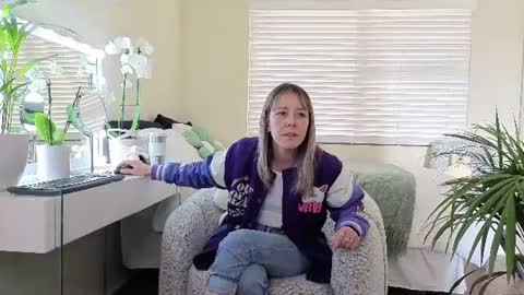 Snapshot of crazy_ass_stacy chatting on 07.14.26 Stacy 2pm to 6pm mon-fri 3 CAT online show from 07.14.26